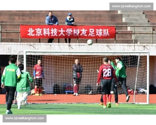 绿茵聚校友 热血续情怀！2025 纪中足球赛激战正酣